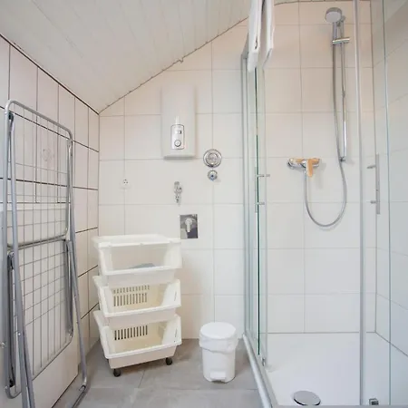4 Persons - Neuenhagenstrasse 2 Hildfeld Apartment *